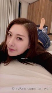 可愛微乳妹跟男友性愛自拍a