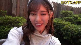 新人小少妇露脸初次下海，颜值不错身体保养的很嫩，揉软的骚奶子肆意揉捏，小逼逼掰开给狼友看自慰呻吟好骚第06集